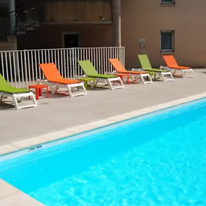 شقة فندقية Citadines Geneve Voltaire, فيرني-فولتير، أين
