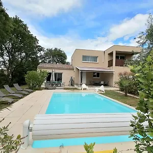 Clos Du Grand Chêne - La - Villa